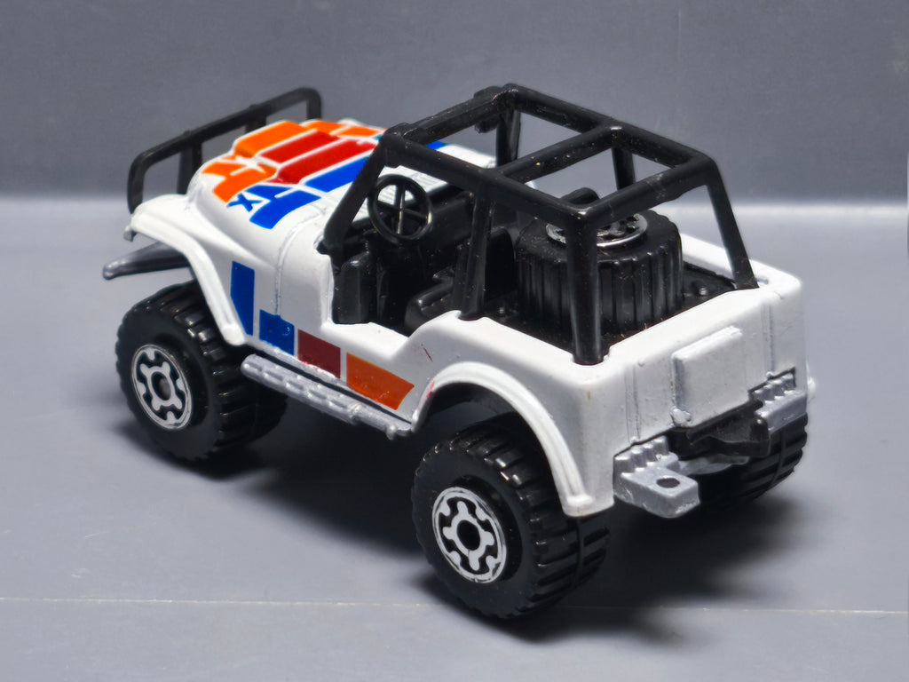 Matchbox 1987 mainline  Jeep 4X4 sans antenne   (A31)