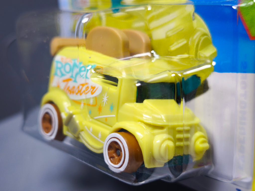 Hot Wheels Roller Toaster 2026-039 (NP36)