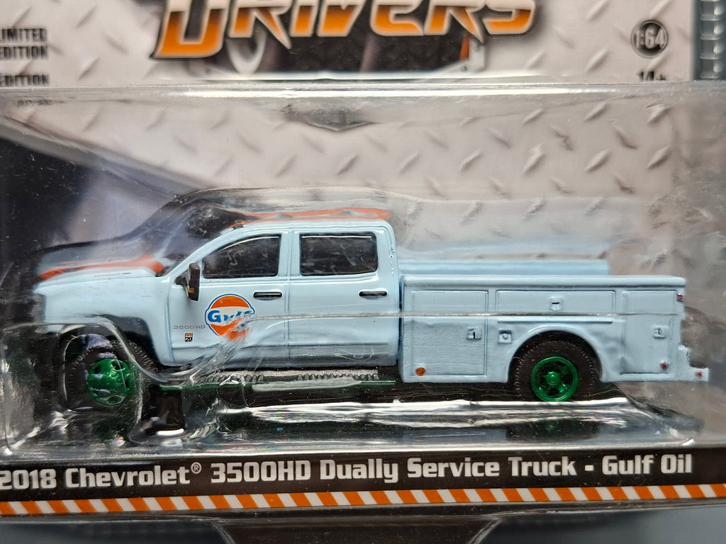 Greenlight Dually Drivers Series 13 Gulf Oil 2018 Chevrolet 3500HD Dually (CT01)