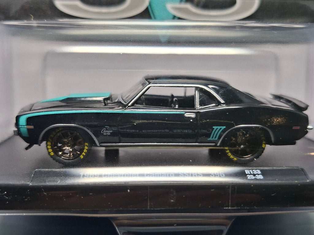M2 Machines 2025 auto drivers R133 1969 Chevrolet Camaro ss/rs 396 (NG10)