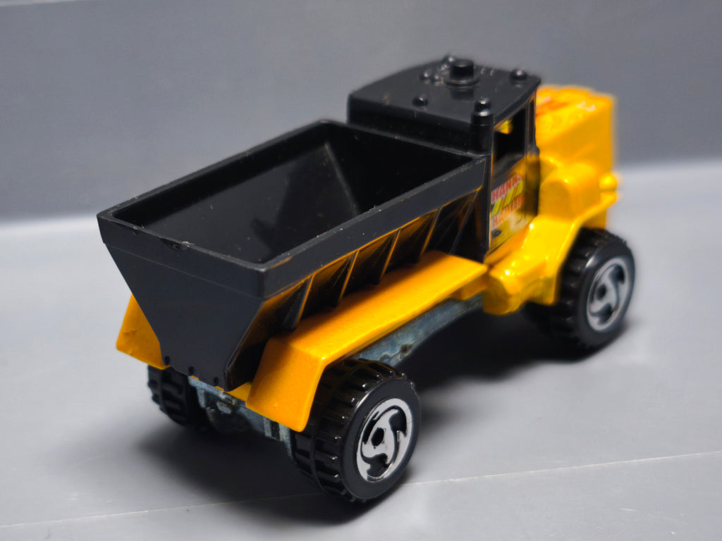 Hot Wheels Oshkosh snowplow  version base metal 2000-233  (A38)