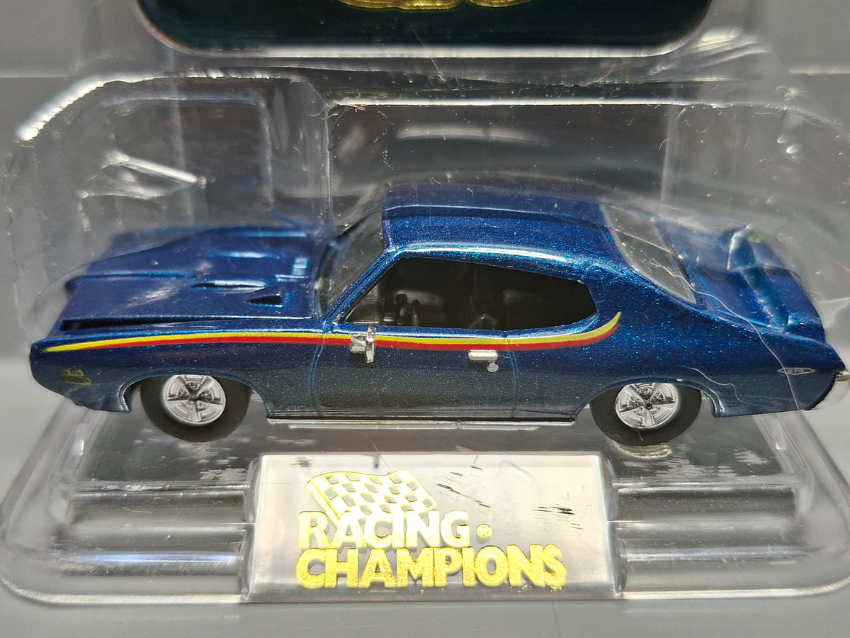 Racing Champions 1996 exclusive multipack 69 pontiac gto judge    (NP28)