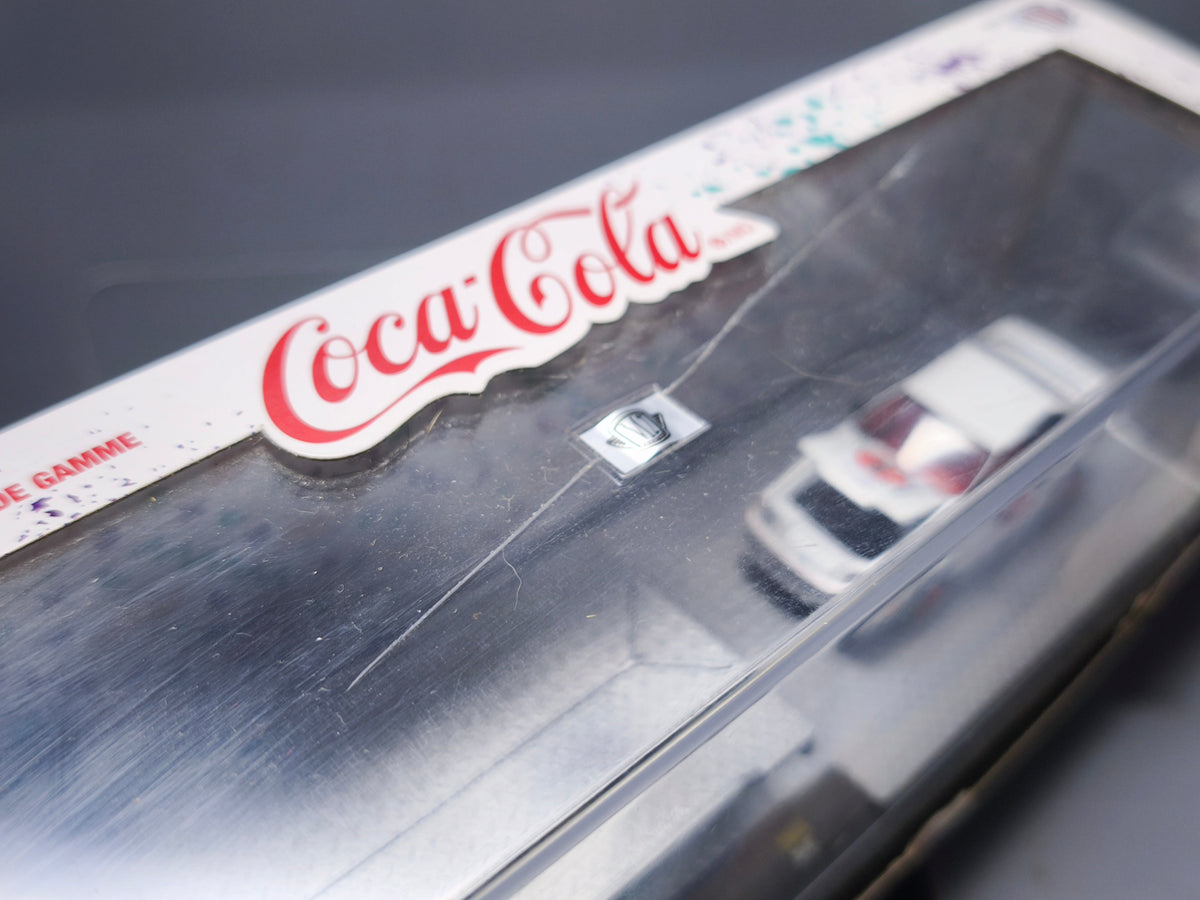 M2 Machines Chase Coca Cola 1990 Ford C-8000 & 1990 Ford Mustang GT (CT10)