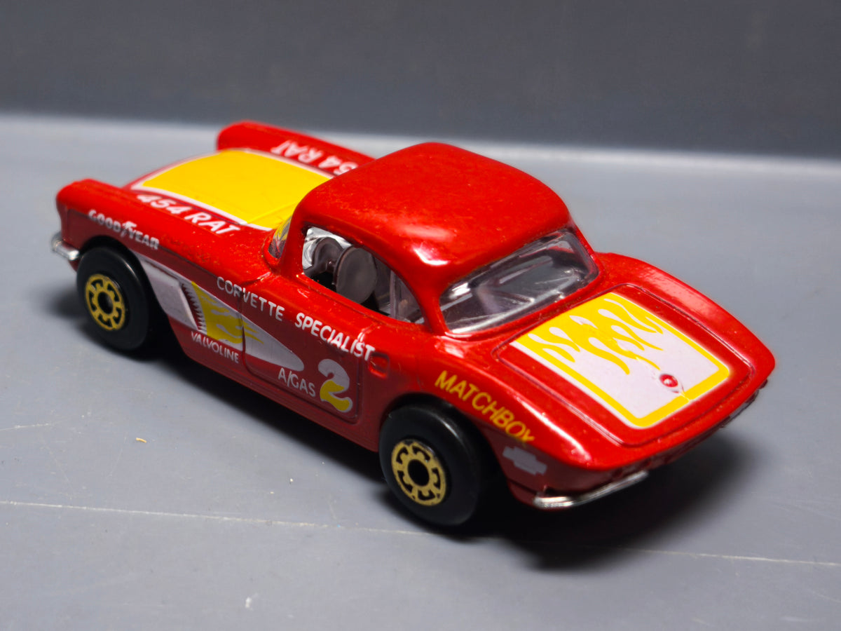 Matchbox 1983 mainline  1962 chevrolet corvette version jantes gold  (A06)