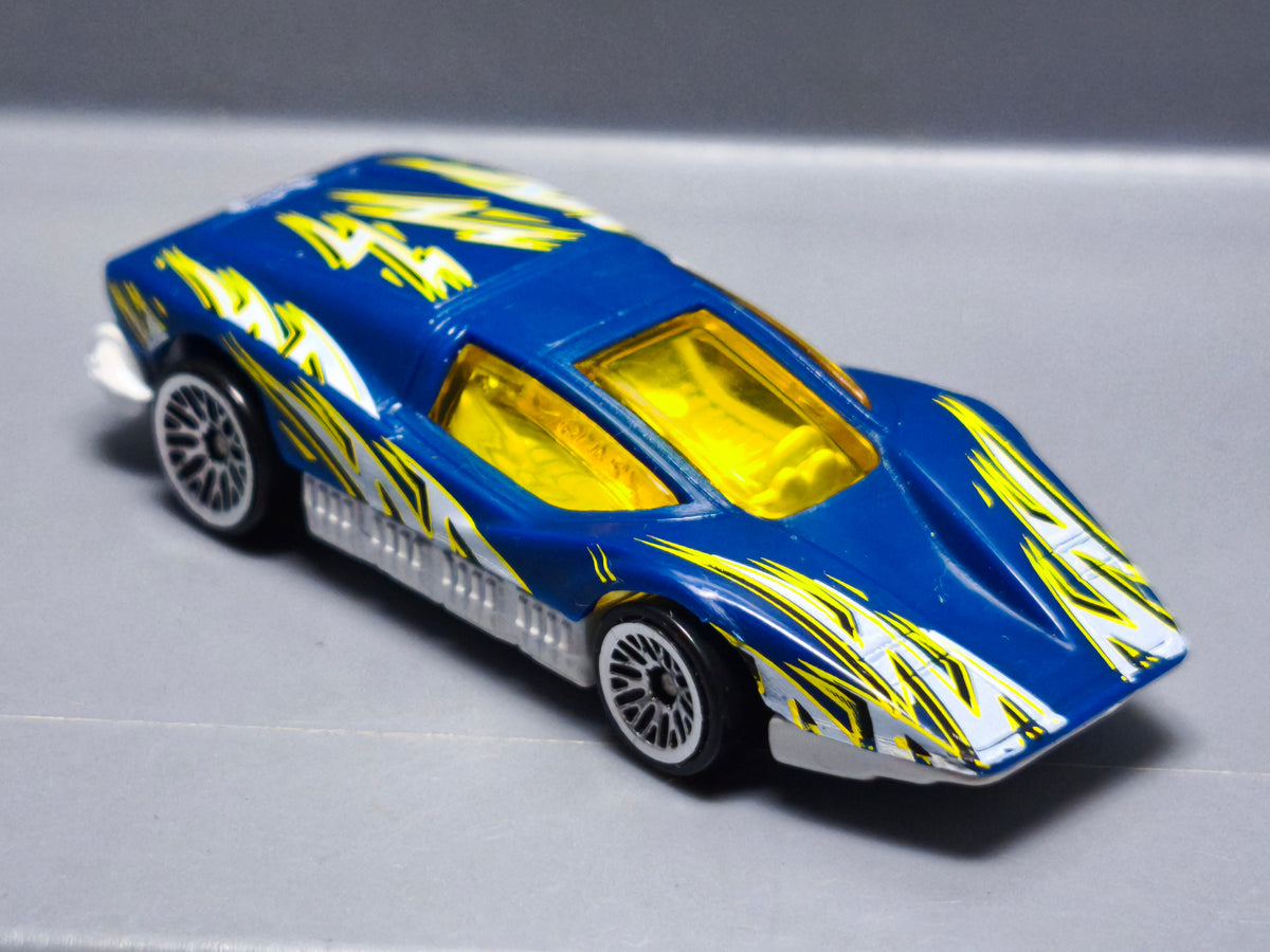 Hot Wheels 2002 kringle's Kruisers Silver bullet    (A29)
