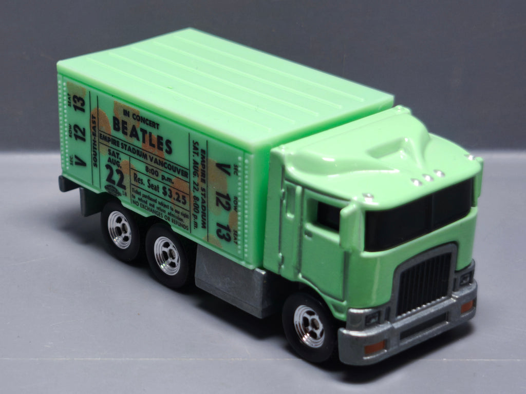 Hot Wheels 2024 pop culture the Beatles  Hiway hauler    (A29)